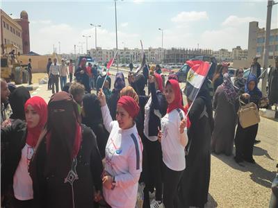 النساء تتصدر المشهد للاستفتاء على الدستور بالشروق