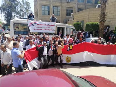 طلاب «علوم القاهرة» يشاركون في التصويت بالاستفتاء 