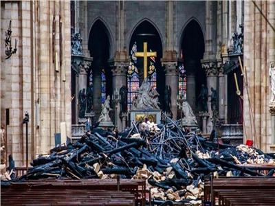  كاتدرائية نوتردام بعد احتراق أجزاء منها