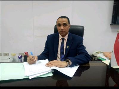 د. أحمد محمد عبد السلام عميد كلية الآداب جامعة الفيوم
