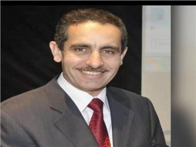  الدكتور طارق راشد رحمى رئيس جامعة قناة السويس