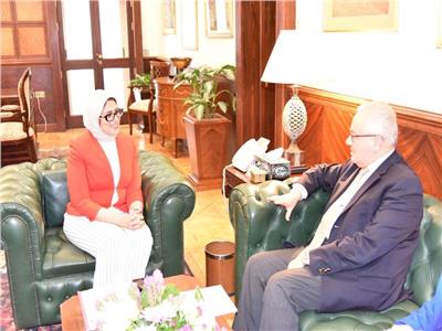 خلال لقاء الوزيرة مع سفير روما في القاهرة