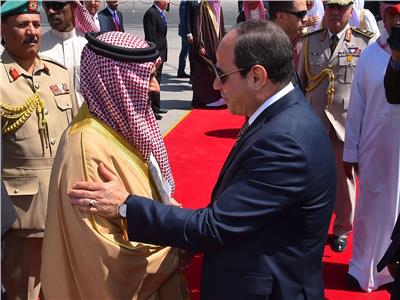 الرئيس السيسي والملك حمد بن عيسى ملك البحرين
