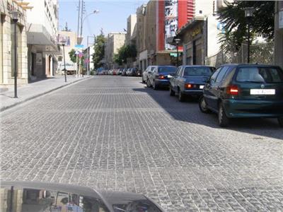 شارع "الرينبو" أشهر شوارع العاصمة الأردنية 