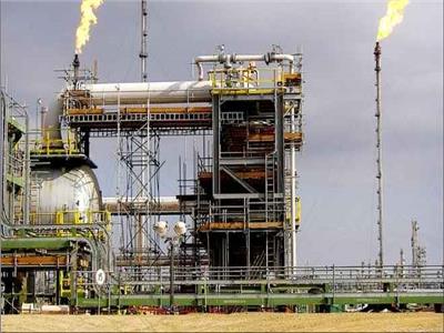 البترول: الإسراع بتنفيذ 10 مشروعات جديدة لخطوط نقل الوقود