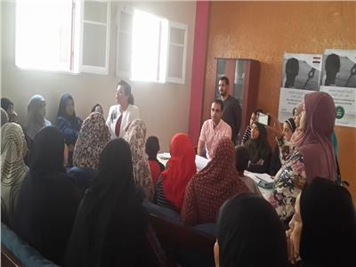 ندوات "قومي المرأة" للتوعية بختان الإناث في أسيوط 