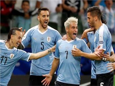فرحة لاعبي أوروجواي بالهدف