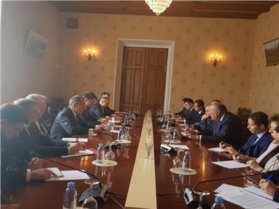 وزير الخارجية يعقد جلسة مباحثات مع نظيره الروسي في إطار اجتماعات صيغة (2+2) بموسكو