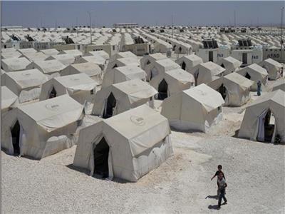 مخيمات اللاجئين السوريين بتركيا