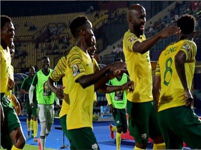 فرحة لاعبي جنوب أفريقيا بالفوز