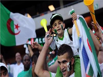 مشجعو منتخب الجزائر 