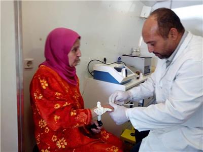 وكيل وزارة الصحة بالبحر الأحمر يوجه بإقامة قافلة طبية علاجية بالوحدة الصحية بالحمراوين