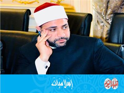 الدكتور أيمن أبو عمر مدير عام الإرشاد الديني بوزارة الأوقاف