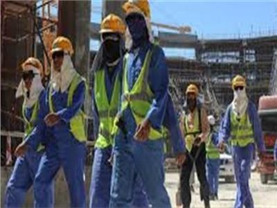 تقرير يكشف أسباب إضراب عمال مونديال 2022 بقطر