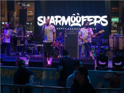 فريق شارموفرز - أثناء حفلهم في كايرو فستيفال