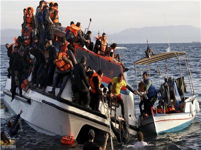 السويد تتخلى عن سياسة منح حق الإقامة لجميع اللاجئين القادمين من سوريا