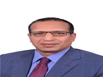 الدكتور بدوى شحات رئيس جامعة الأقصر