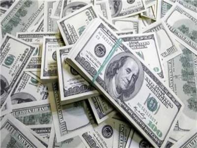 ما لا تعرفه عن «الدولار الجمركي» بعد إلغاء التعامل به