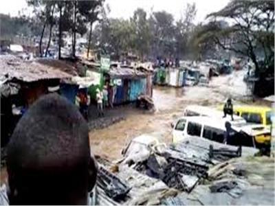 العثور على 6 جثث من أصل 7 جرفتهم الفيضانات في كينيا