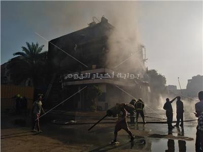 حريق بأحد محال الأقمشة في «بولاق»