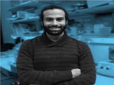 باحث مصري يحصل على جائزة دولية في علوم البيولوجيا الجزيئية