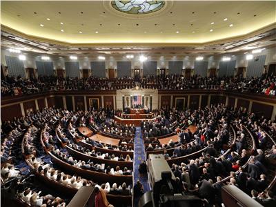 مجلس النواب الأمريكي يوافق على مشروع قانون لتمويل مؤقت للحكومة