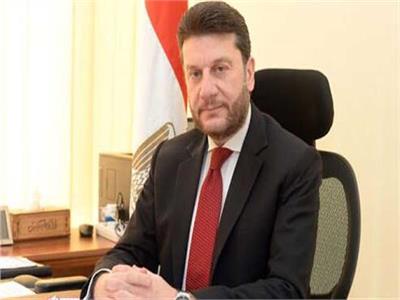 عمرو المنير نائب وزير المالية السابق للسياسات الضريبية