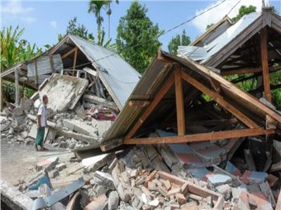 ارتفاع عدد قتلى زلزال بشرق إندونيسيا إلى 30 قتيلا