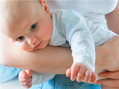 طرق تقليل المغص المستمر عند الرضيع