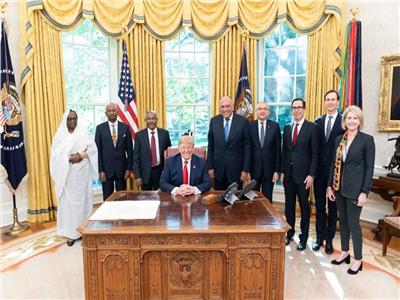الرئيس الأمريكي ووزير الخارجية سامح شكري وممثلي دولتي إثيوبيا والسودان