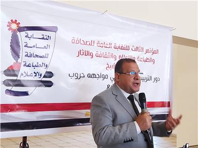 مجدي البدوي رئيس النقابة العامة للعاملين بالصحافة والطباعة واﻹعلام