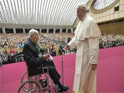 البابا فرنسيس يلتقي الخلايا الراعوية للبشارة بالإنجيل