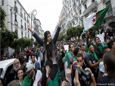 مظاهرات جديدة في الجزائر تطالب بإلغاء الانتخابات الرئاسية المقبلة