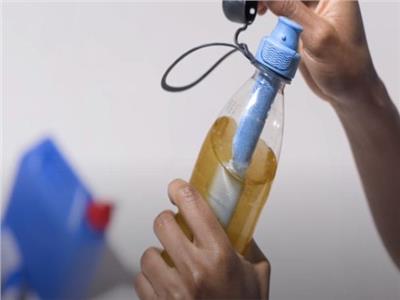 اختراع زجاجة مياه تنظف البكتريا من تلقاء نفسها
