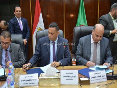 محافظة الدقهلية توقع بروتوكول تعاون مع ووزارة الاتصالات