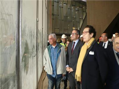 فاروق حسني وزير الثقافة الأسبق يزور المتحف المصري الكبير