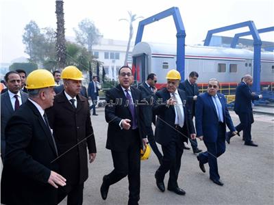 رئيس الوزراء يزور مصنع سيماف _ تصوير: أشرف شحاتة