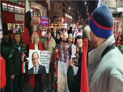 الجالية المصرية في لندن تستقبل الرئيس السيسي