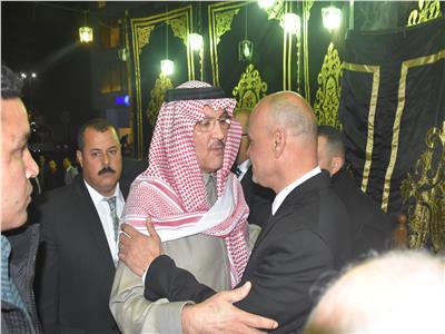 السفير السعودي يصل عزاء والد رئيس تحرير جريدة الأخبار