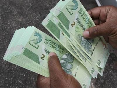 زيمبابوي تعتقل تجار العملة