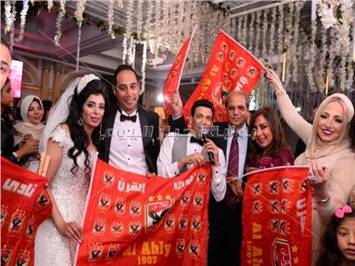 صور| سعد الصغير وياسر عدوية يحتفلان بزفاف «عمرو ودينا»