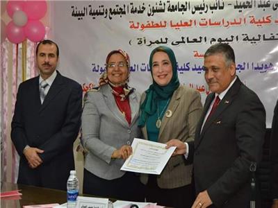 تكريم رموز العمل الإعلامي بجامعة عين شمس في احتفالية اليوم العالمي للمرأة