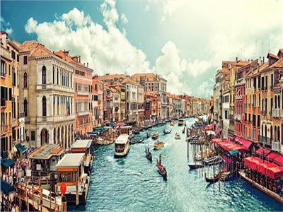 مدينة البندقية السياحية الإيطالية