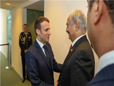  تفاصيل دعوة الرئيس الفرنسي إيمانويل ماكرون لخليفة حفتر