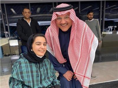 «السفير نقلي» يشرف على سفر السعوديين من مطار القاهرة