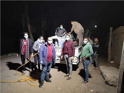 «شباب طوخ» بالقليوبية يتحدون لتنظيف وتطهير قريتهم 