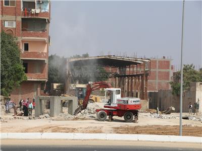 محافظ القاهرة: إزالة 173 عقار مخالفا للبناء بترعة الطوارئ