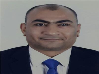 الوزير المفوض التجاري عمرو هزّاع رئيس التمثيل التجاري 