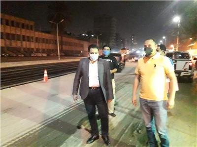 نائب محافظ القاهرة يتابع أعمال رصف حي الأميرية