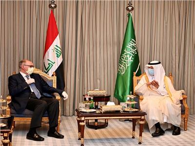 وزير المالية والنفط العراقي يزور السعودية حاملا رسالة لخادم الحرمين